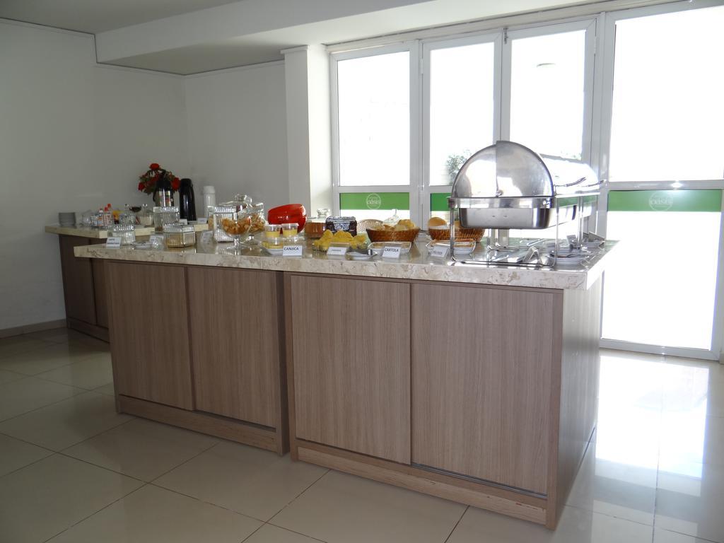 קז'סיירס Oasis Hotel מראה חיצוני תמונה